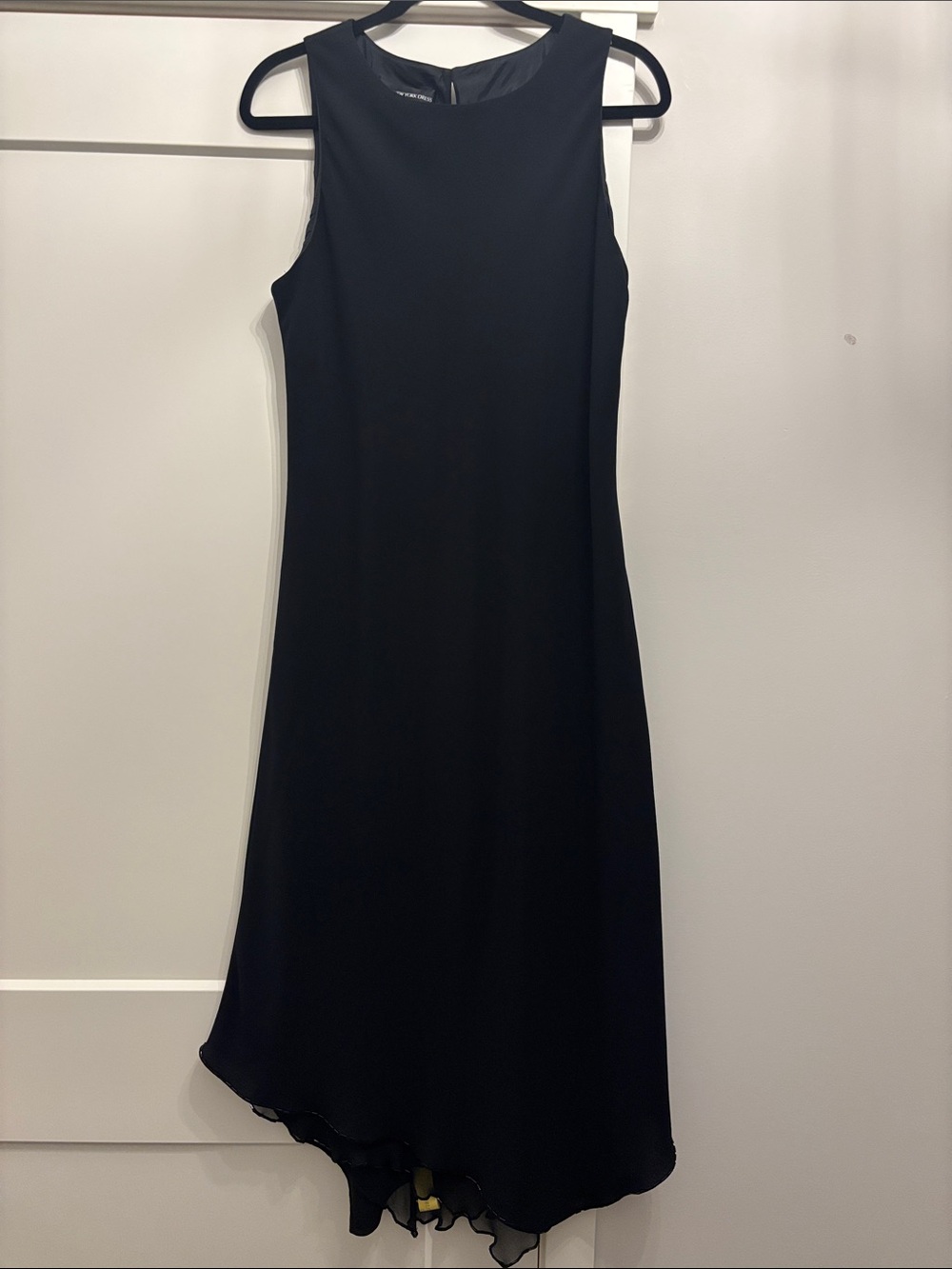 Jones New York Black Sleeveless Asymmetric Hem Dress